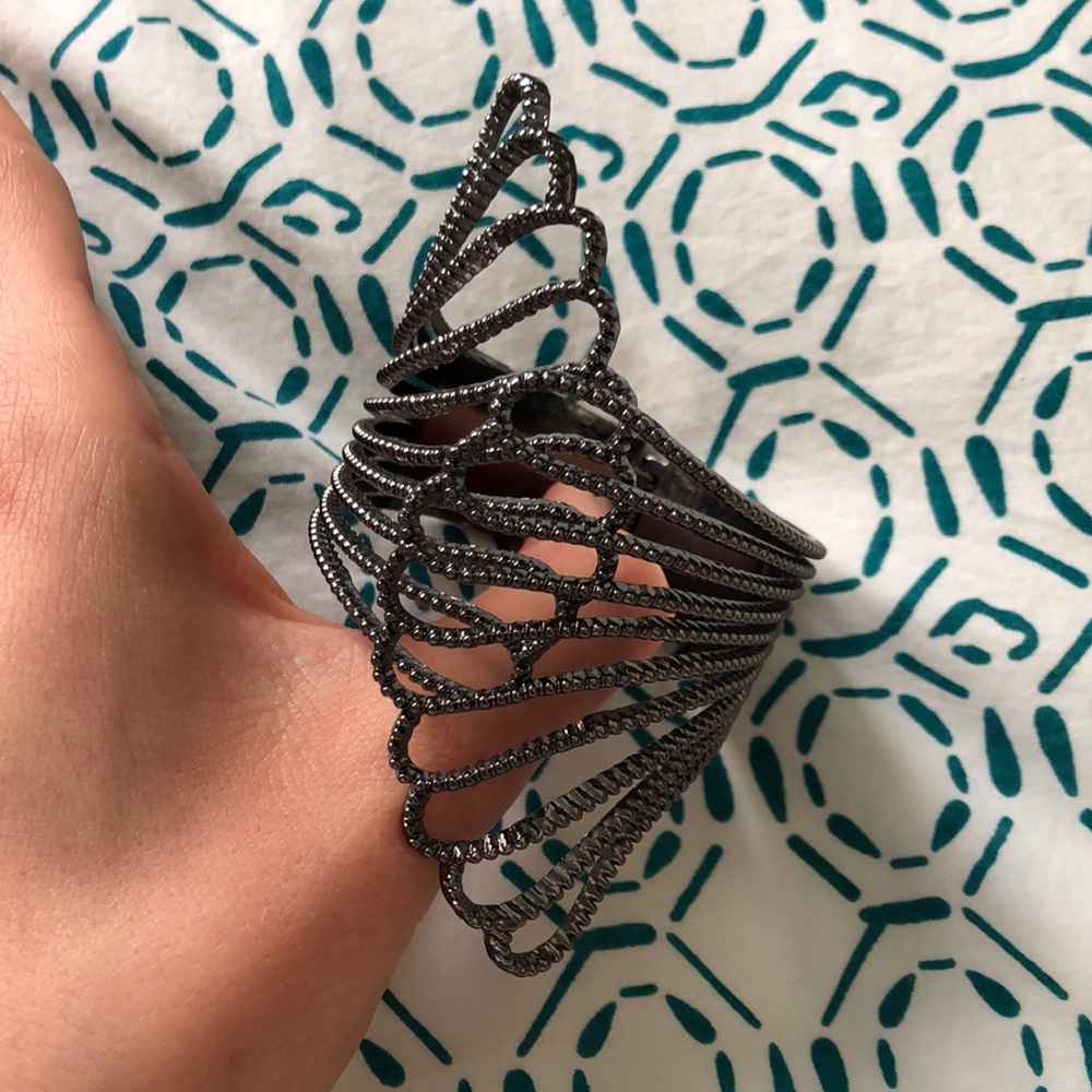 Clasp bracelet from Aldo